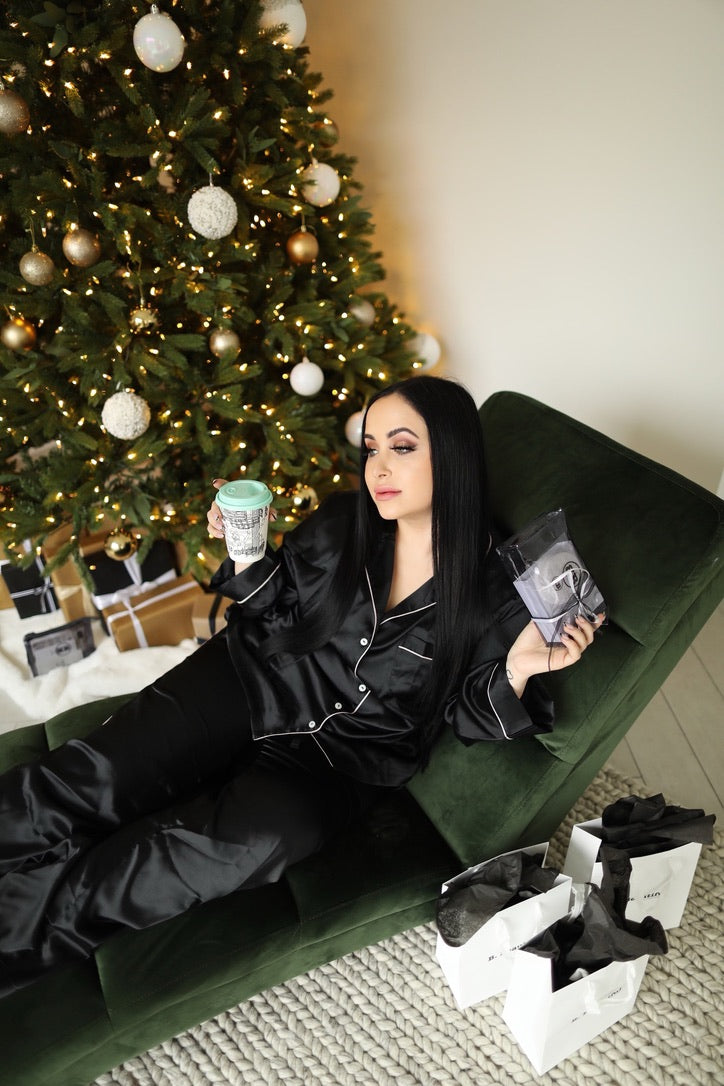 Stay In bed And Shop These Last Minute Gift Ideas For The Holidays