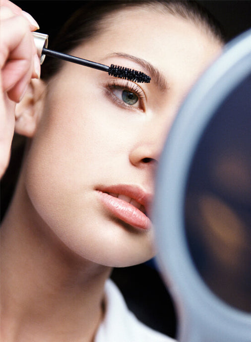 The Right Way to Apply Mascara for Your Eye Shape