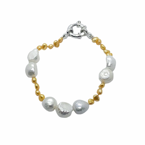 Karak Pearl Bracelet